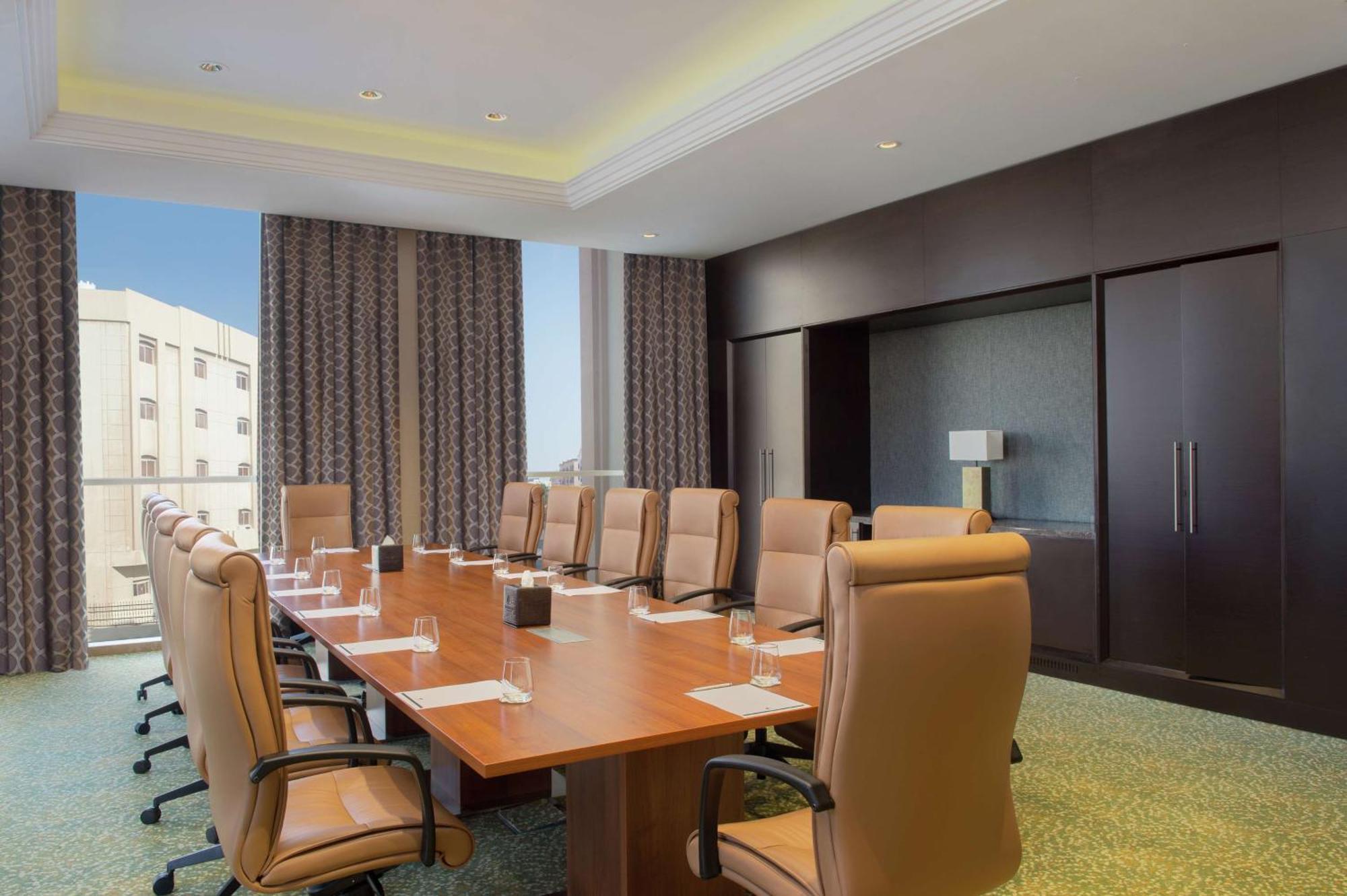 ホテル ダブルツリー バイ ヒルトン ドーハ アル サッド エクステリア 写真 Boardroom