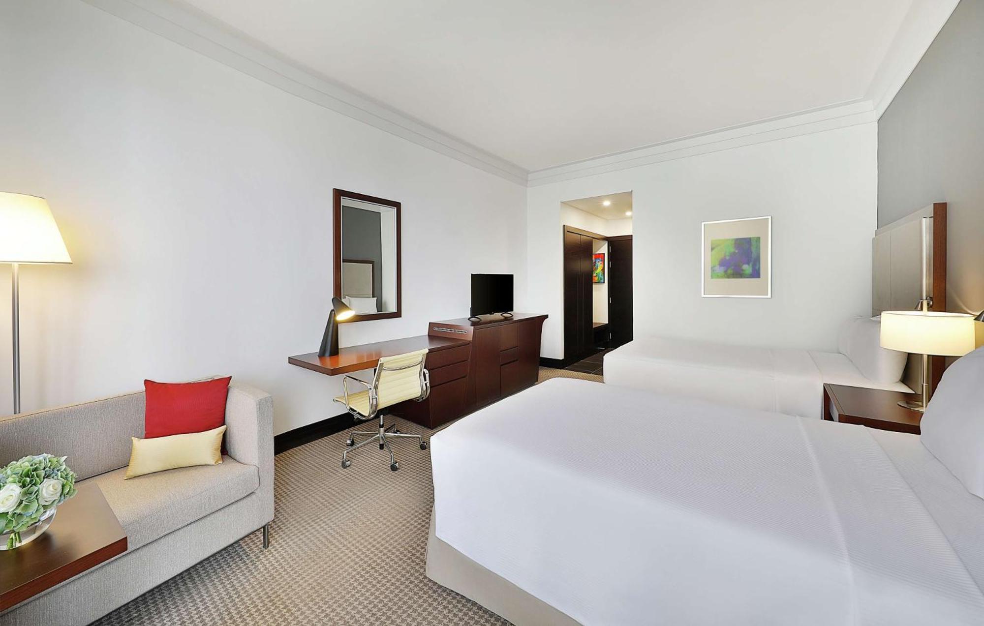 ホテル ダブルツリー バイ ヒルトン ドーハ アル サッド エクステリア 写真 A room at the hotel